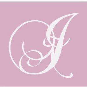 Meet your Posher, Janeia